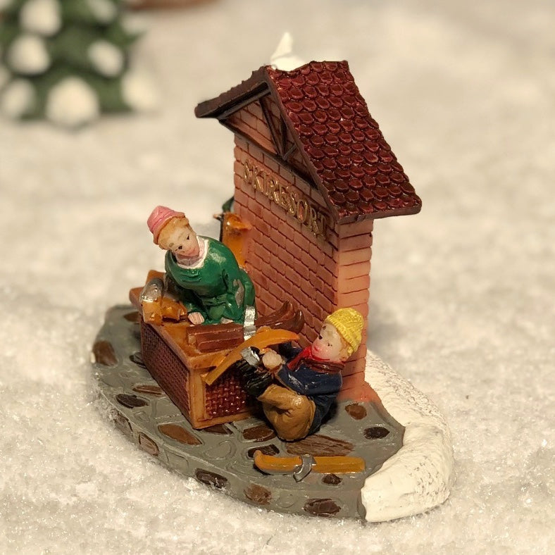 13738 Ski Resort