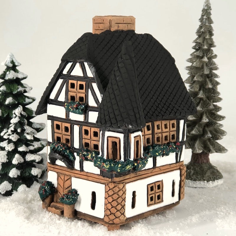 A225 House with turret