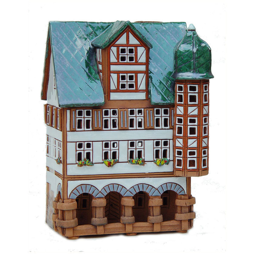 D021 Lichtensteg Town Hall