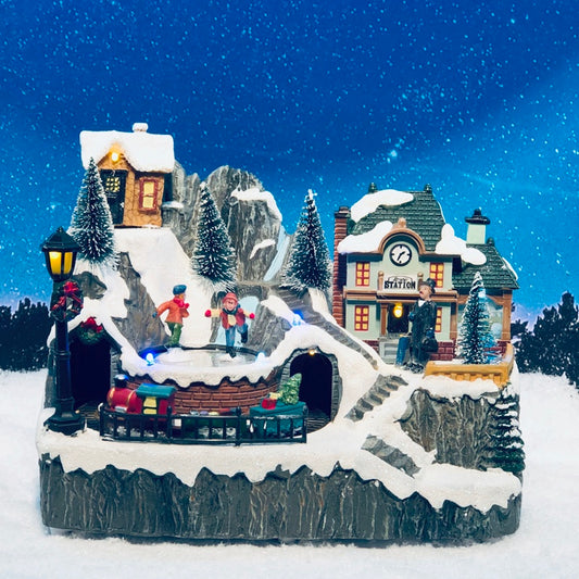 100100 LED train with ice skater 
