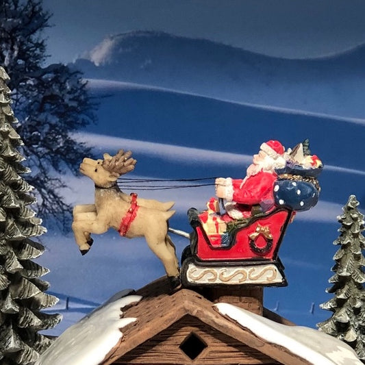 13592 Reindeer sleigh with Santa Claus