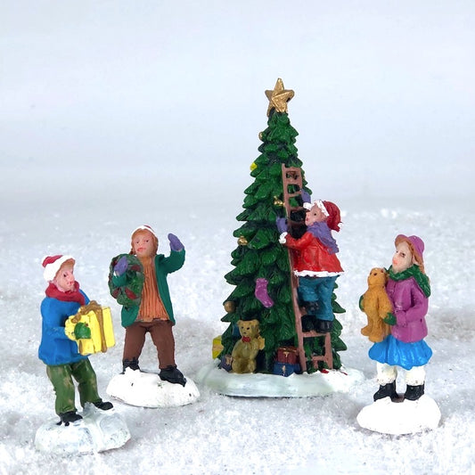 300120 Christmas tree with 3 children