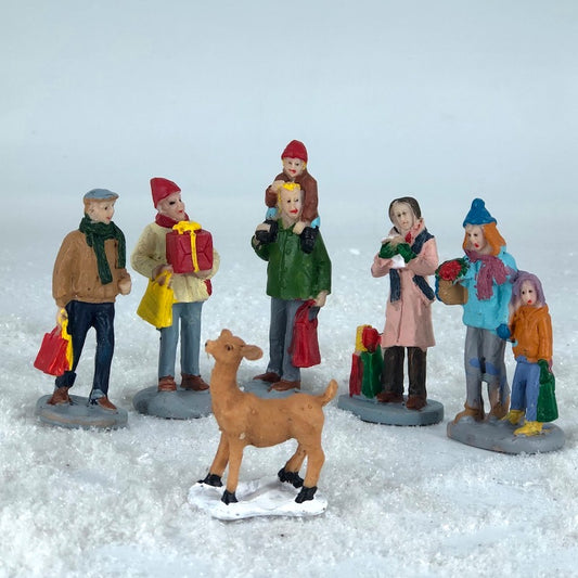 911740B Figure set with deer