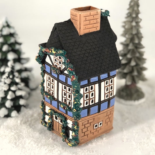 A212B Half-timbered house with blue