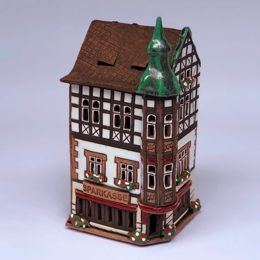 B047 Savings Bank