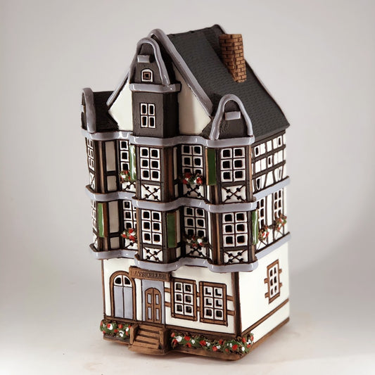 C110 Ratskeller half-timbered house