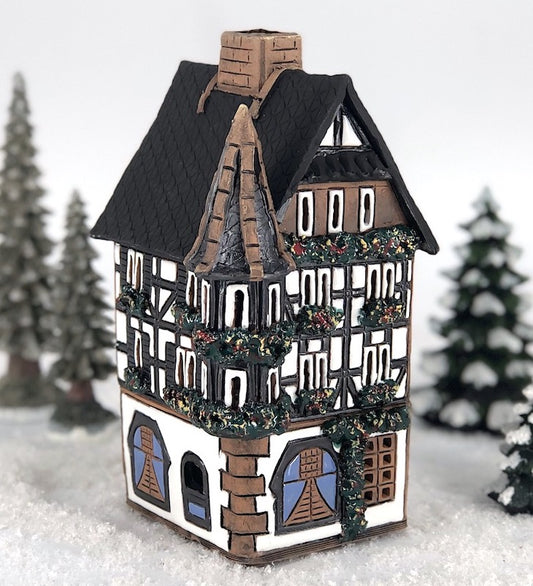 C201AR Aroma half-timbered house