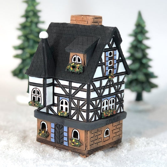 A530 Half-timbered house with bay window