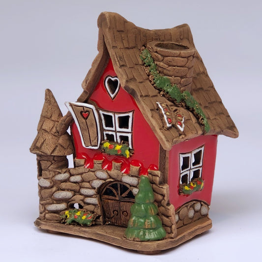 R082 Red smokehouse with heart