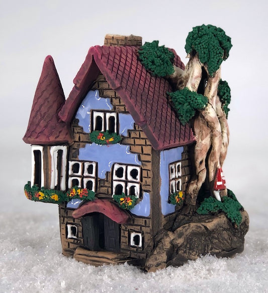 R320 House with tree and tower