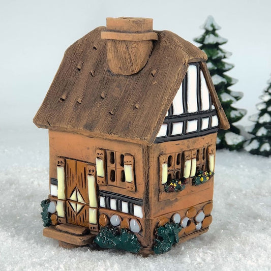 R042 Forest House
